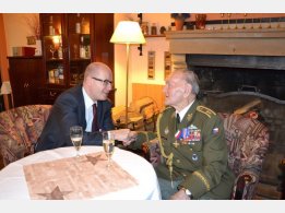 Oslava 93. narozenin generála Jaroslava Klemeše - přátelské posezení u našeho krbu s panem premiérem